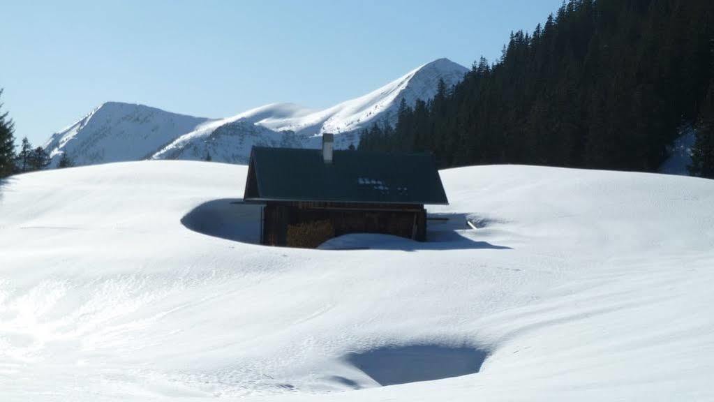 Landgasthof Kirchmayer Farchant Exteriér fotografie