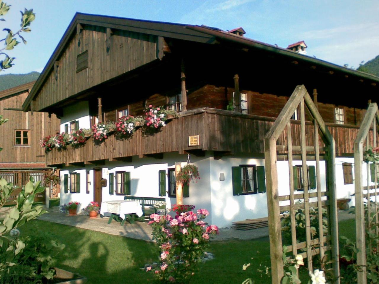 Landgasthof Kirchmayer Farchant Exteriér fotografie
