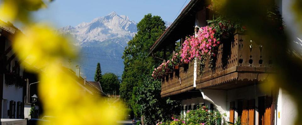 Landgasthof Kirchmayer Farchant Exteriér fotografie